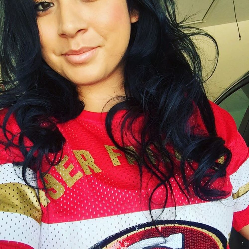 Meet your Posher, Jennifer